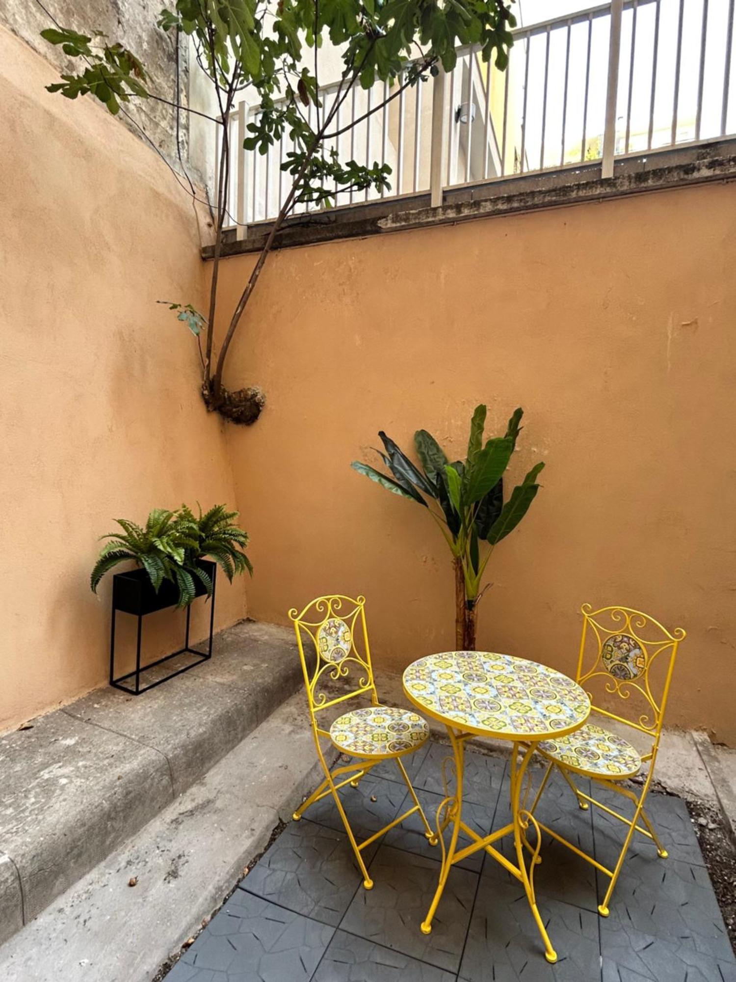 Casa Domus Mea - Garden Addicted Appartement Rome Buitenkant foto